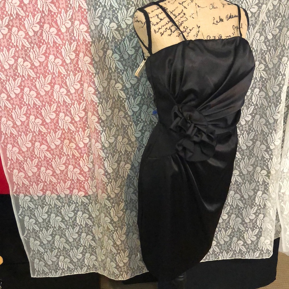 LBD classy Jessica McClintock